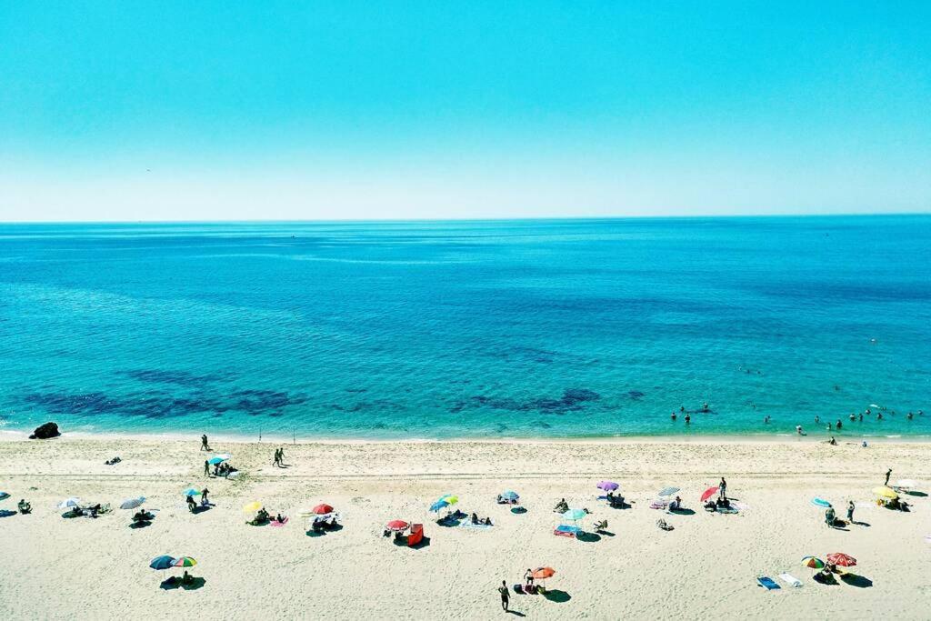 Apartamento Estúdio vista mar com A/C e acesso privado à praia Sesimbra Exterior foto